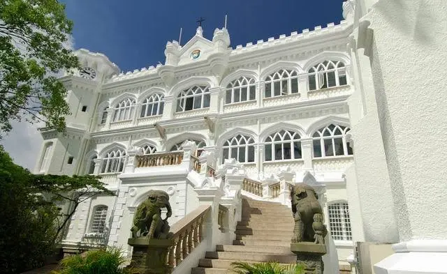 Historic University of Hong Kong campus building and architecture